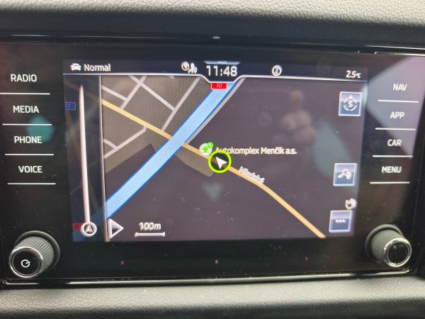 Autokomplex Menčík