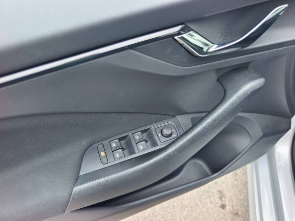 Autokomplex Menčík