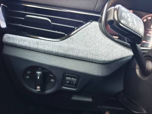 Autokomplex Menčík