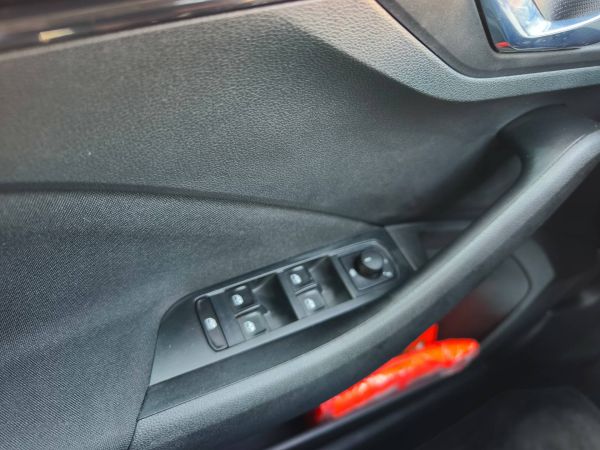 Autokomplex Menčík