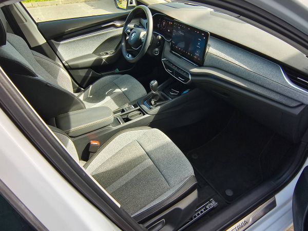 Autokomplex Menčík