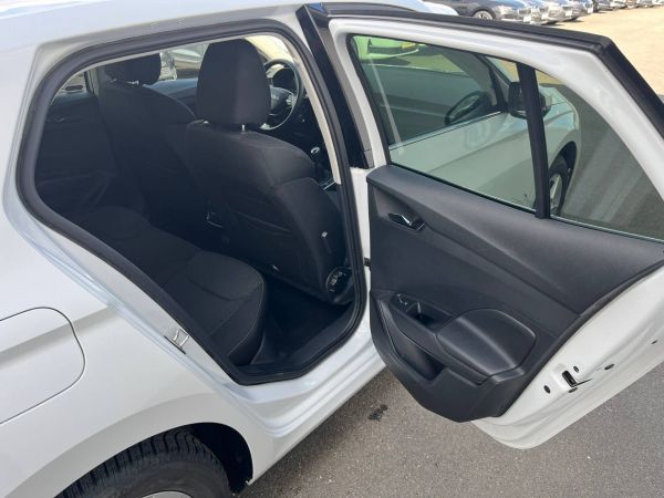 Autokomplex Menčík