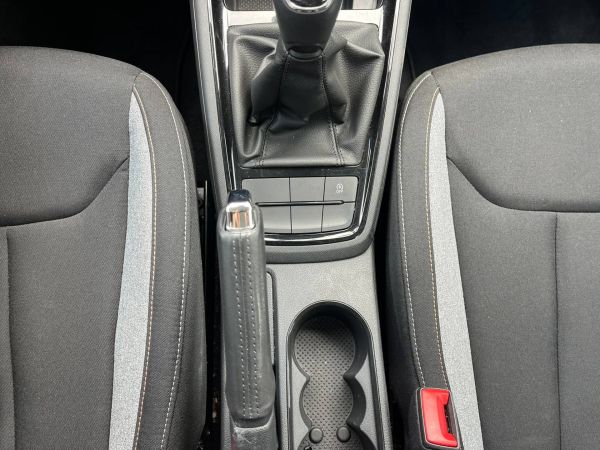 Autokomplex Menčík