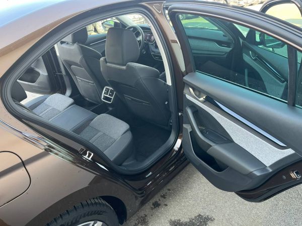 Autokomplex Menčík