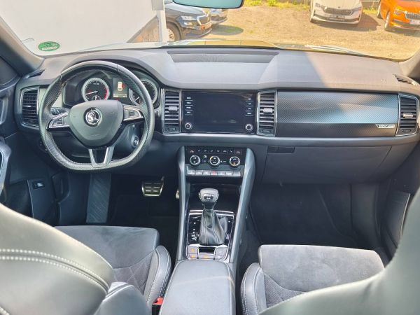 Autokomplex Menčík