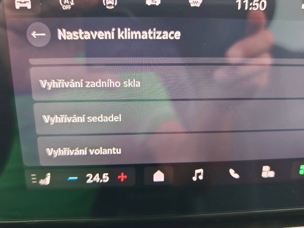 Autokomplex Menčík