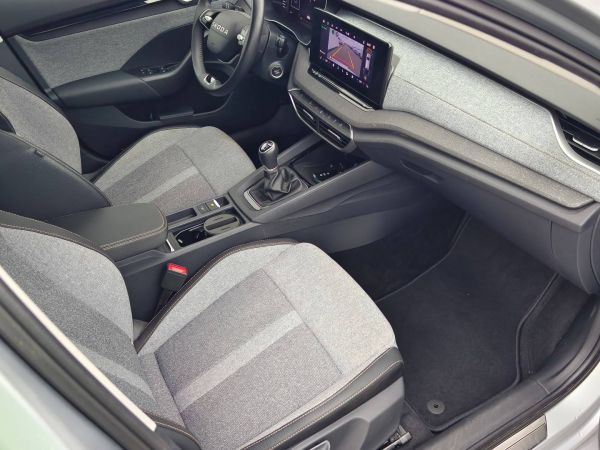 Autokomplex Menčík