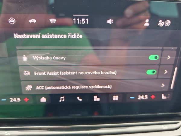 Autokomplex Menčík