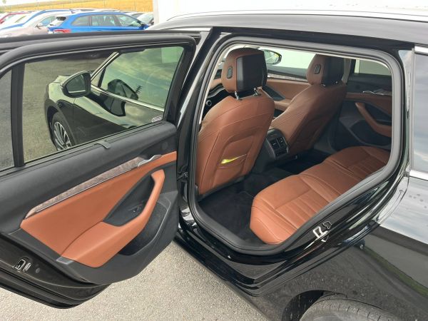 Autokomplex Menčík