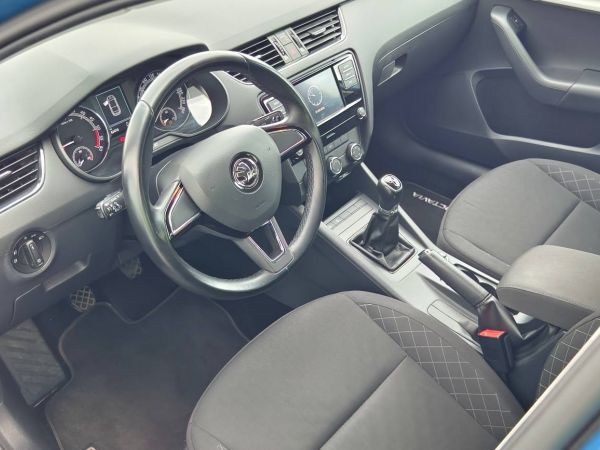 Autokomplex Menčík